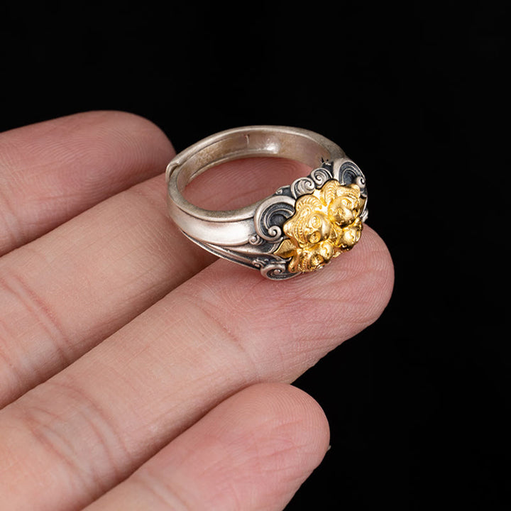 Anillo ajustable con protección de calavera tibetana de plata de ley 925 con Buddha Stones