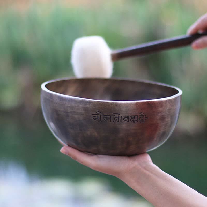 Cuenco tibetano de luna llena con arcoíris lunar, hecho a mano para sanación y meditación. Juego de cuencos de sonido de energía positiva. - image 9