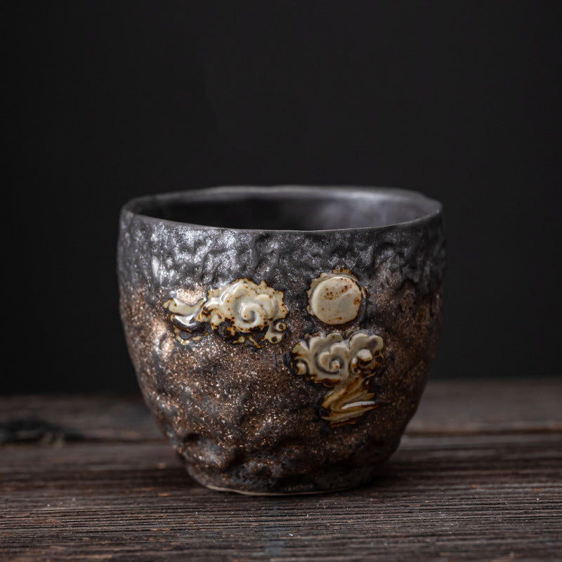 Taza de té de cerámica con Buddha Stones, hoja de vaina de loto, flor, nubes propicias, taza de té de Kung Fu