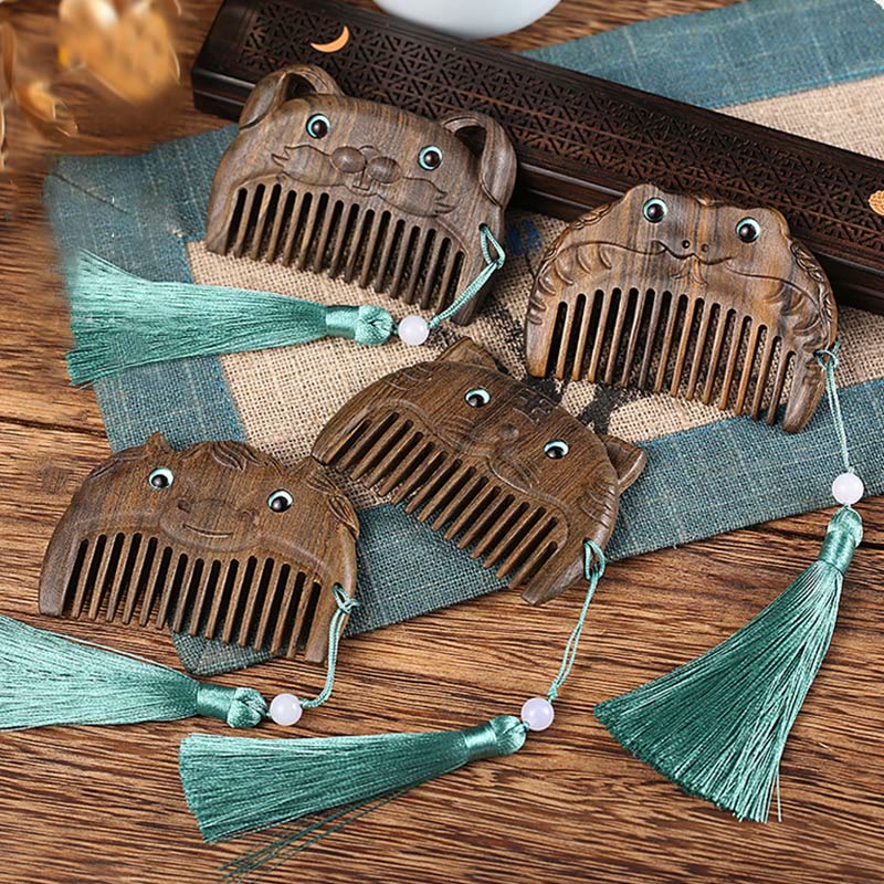 Mini peine portátil de la paz de sándalo verde del zodiaco chino