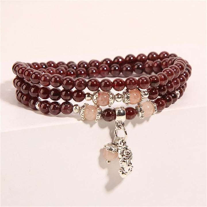 Pulsera de triple envoltura con Buddha Stones, granate natural, fresa, cuarzo, judías verdes, protección PiXiu