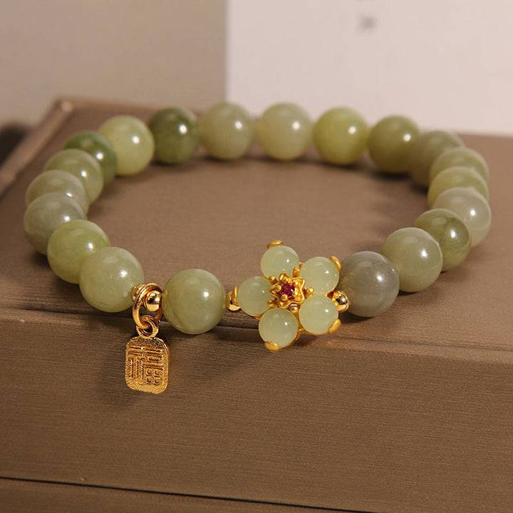 Pulsera de la suerte con dije de personaje Fu de flor de jade verde con Buddha Stones