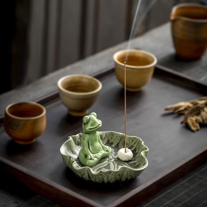 Quemador de incienso de cerámica curativo con patrón de rana para meditación de hojas de Buddha Stones, decoración
