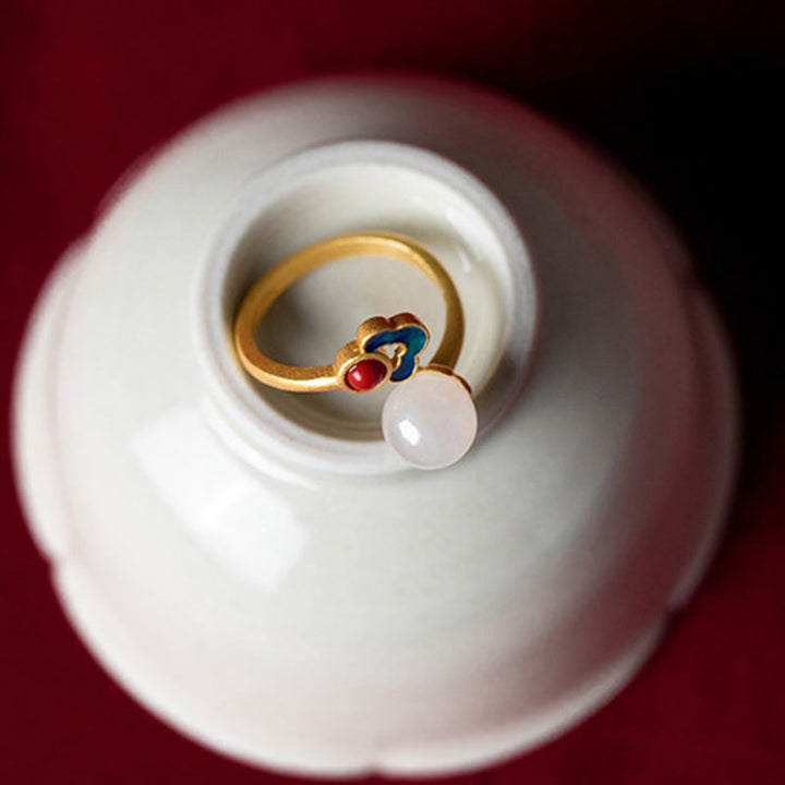Anillo de suerte con bendición de nube auspiciosa de jade blanco