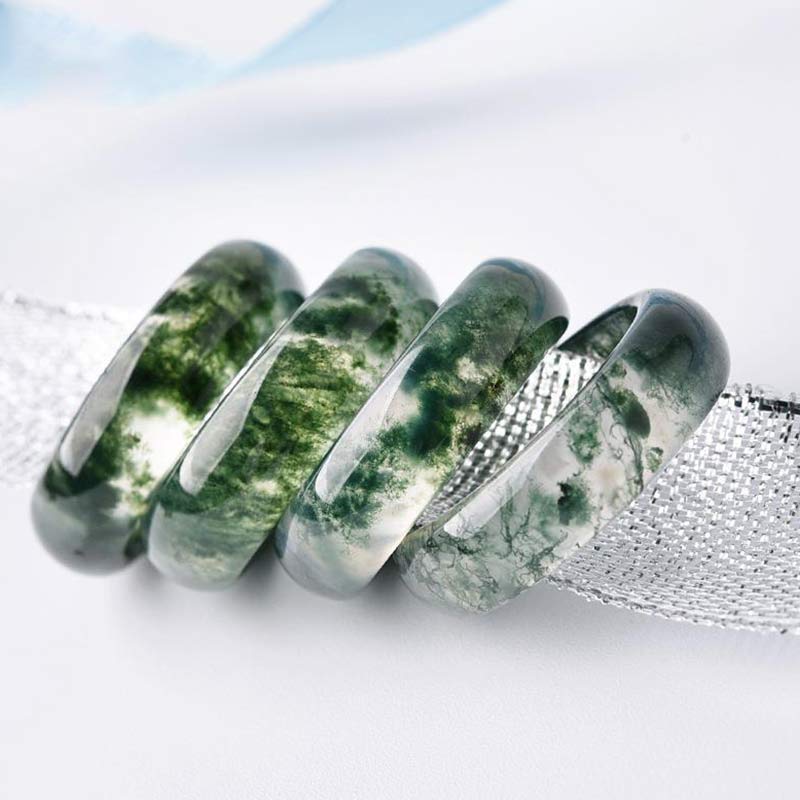 Anillo de equilibrio curativo con ágata musgo y Buddha Stones