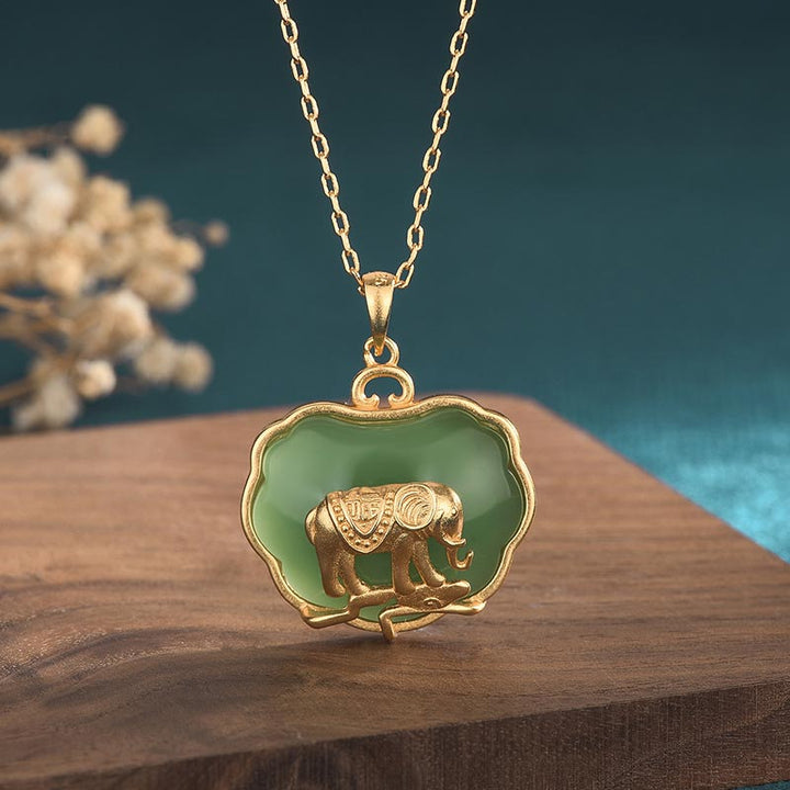 Colgante de collar curativo de elefante de jade natural
