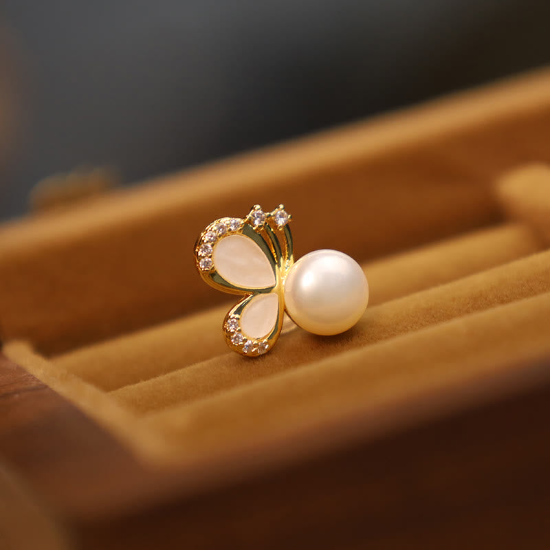 Pendientes de tuerca curativos con Buddha Stones, postes de plata de ley 925, cobre chapado en oro de 18 quilates, perlas naturales, mariposa y circonita