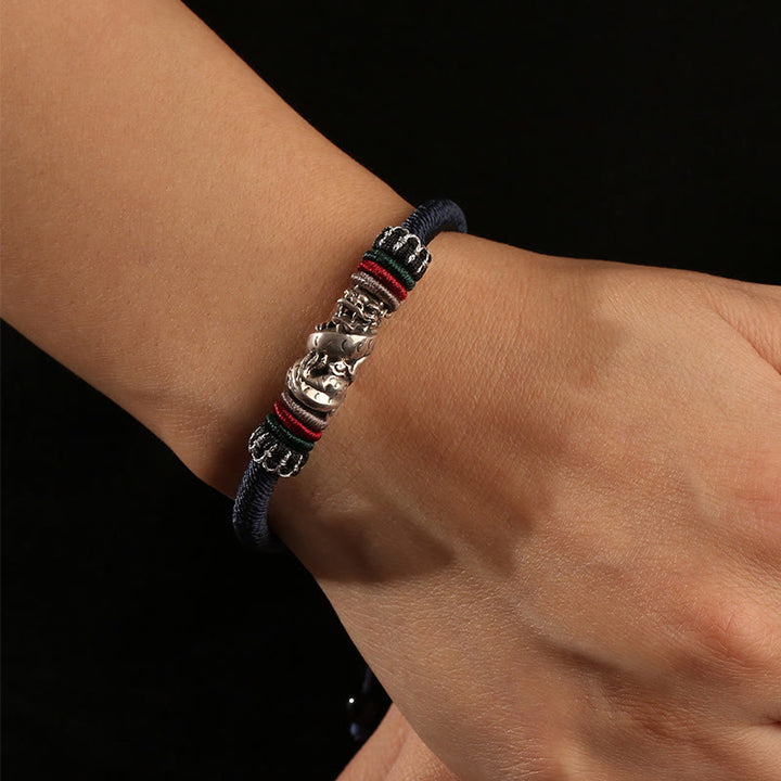 Pulsera de cuerda de la suerte del dragón auspicioso del año del dragón de plata de ley 925 hecha a mano con Buddha Stones