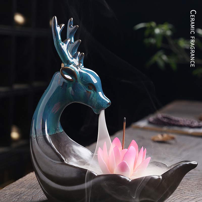 Quemador de incienso de meditación de loto de cerámica con pequeños ciervos de piedras de Buddha Stones , decoración