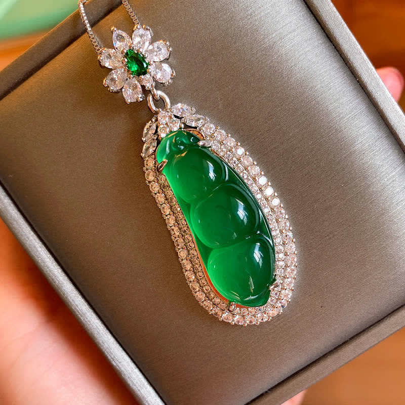 Colgante de collar de suerte de jade cian de frijol de la fortuna