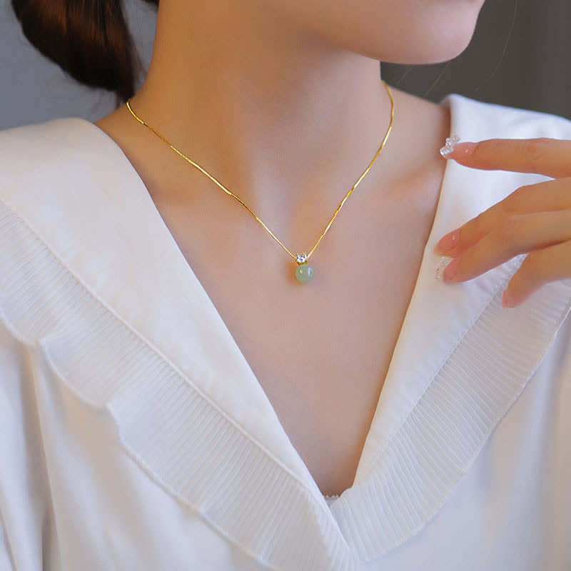 Colgante de collar de cadena de prosperidad de jade con cuentas de la suerte de Buddha Stones