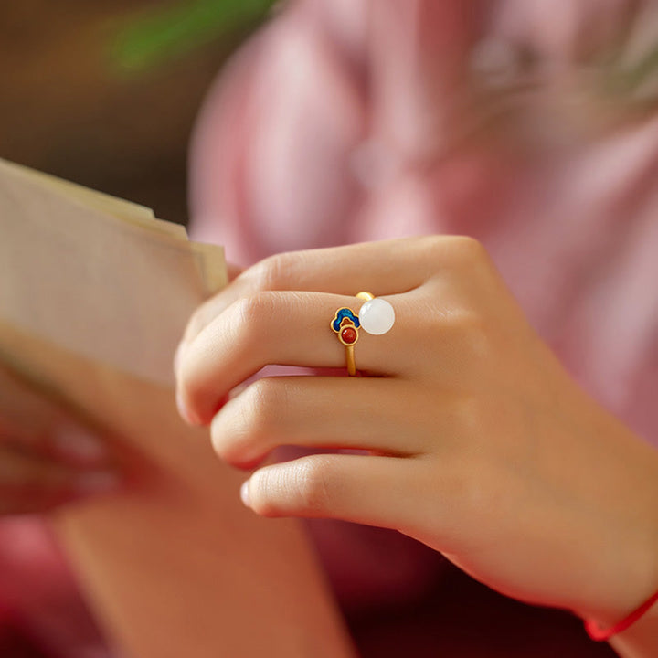 Anillo de suerte con bendición de nube auspiciosa de jade blanco
