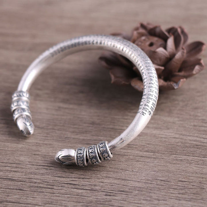 Pulsera de plata de ley 999 con Buddha Stones con forma de corazón Sutra Om Mani Padme Hum grabado paz pureza