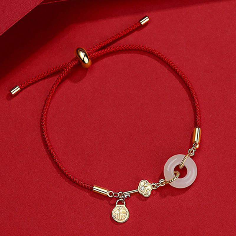 Pulsera de cuerda roja con hebilla de paz de jade hetiano chapado en oro de 18 quilates con Buddha Stones