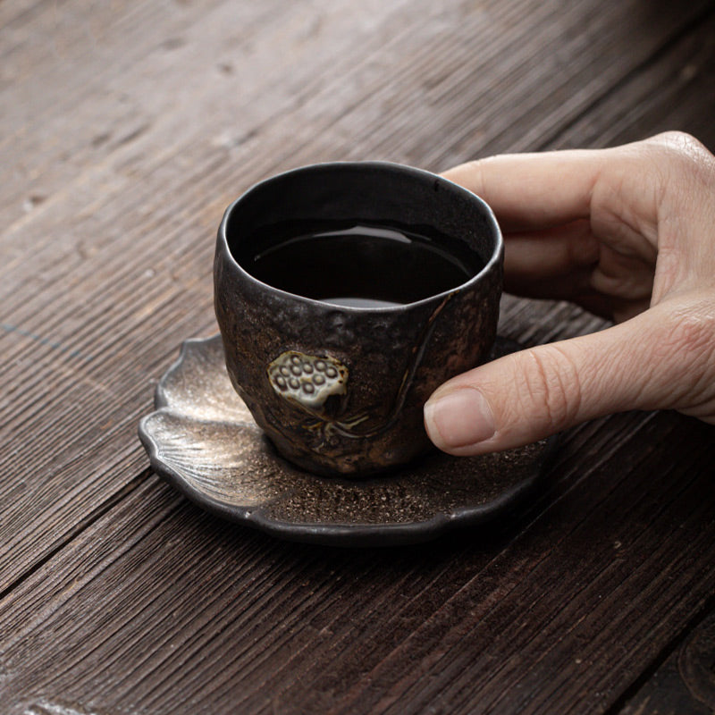 Taza de té de cerámica con Buddha Stones, hoja de vaina de loto, flor, nubes propicias, taza de té de Kung Fu