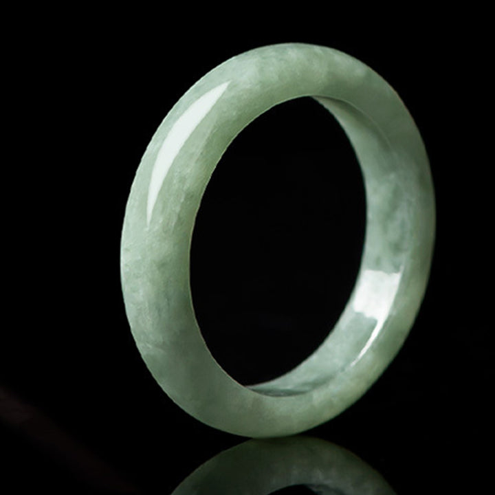 Anillo de abundancia de prosperidad de jade natural con Buddha Stones