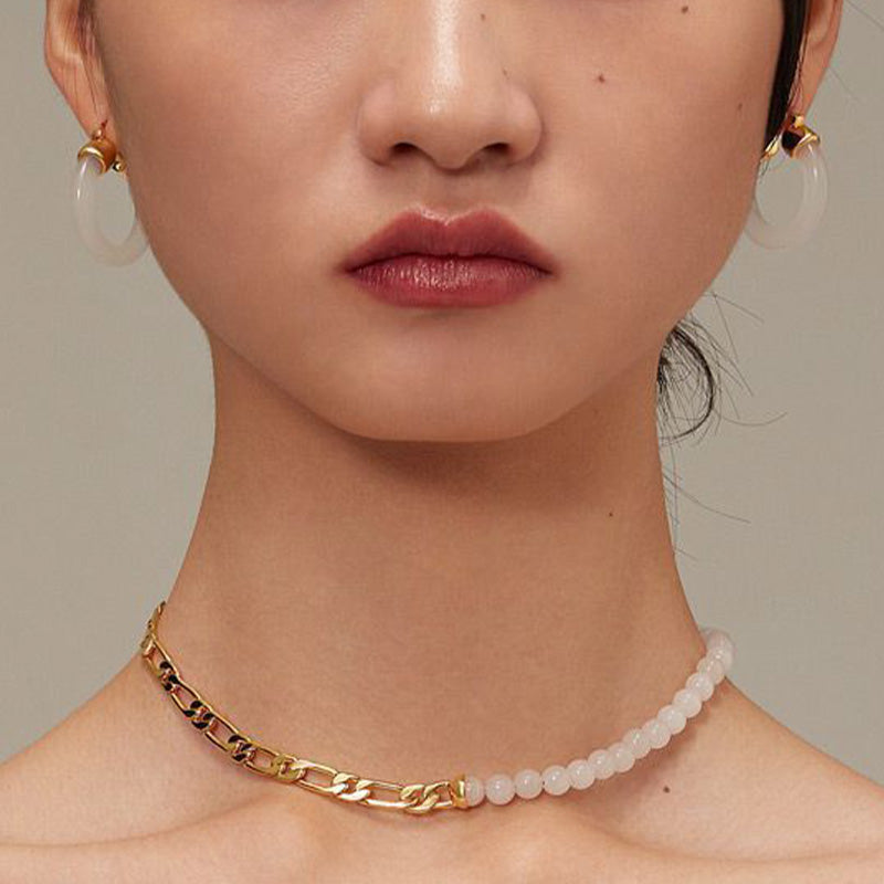 Pendientes de prosperidad de jade blanco redondo de Buddha Stones