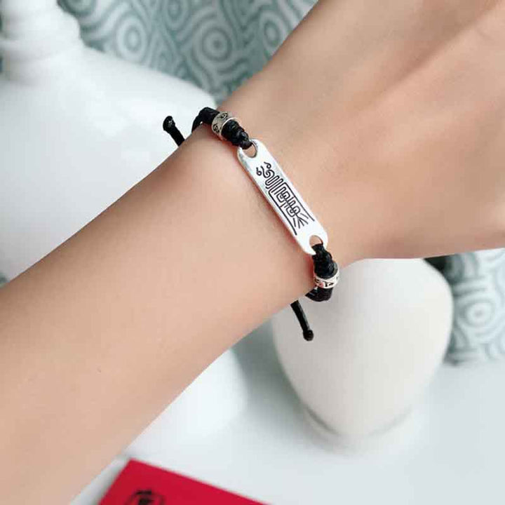 Pulsera trenzada de la fuerza de la suerte con hilo rojo de plata de ley 925 con Buddha Stones