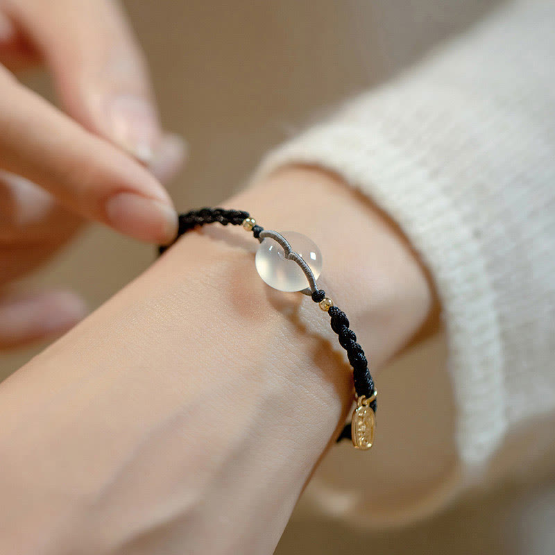Pulsera de hilo positivo con hebilla de paz redonda de calcedonia con Buddha Stones