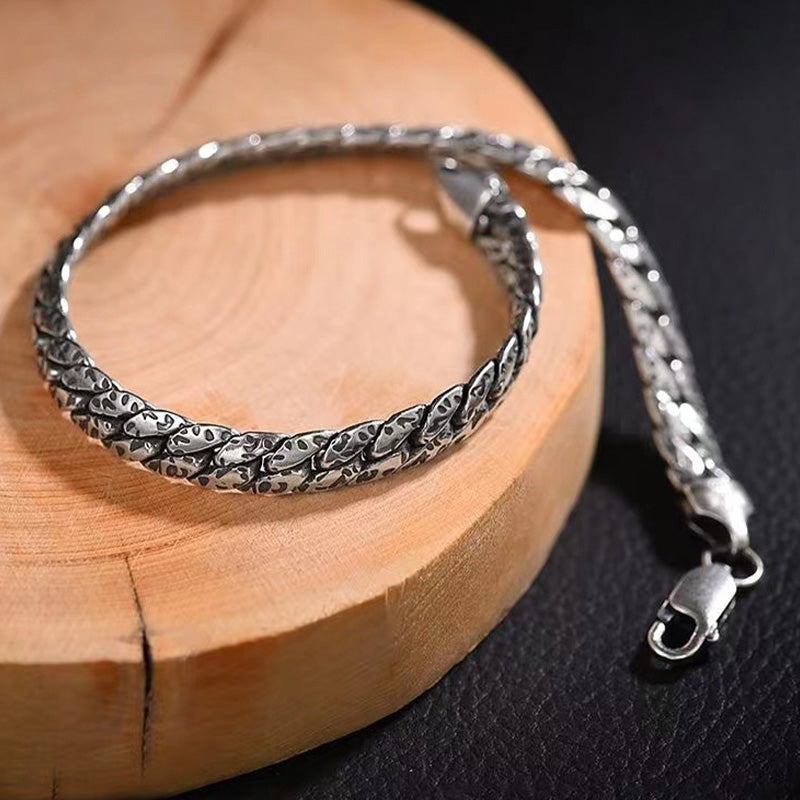 Pulsera con hebilla de suerte de cobre con diseño de textura punteada simple con Buddha Stones