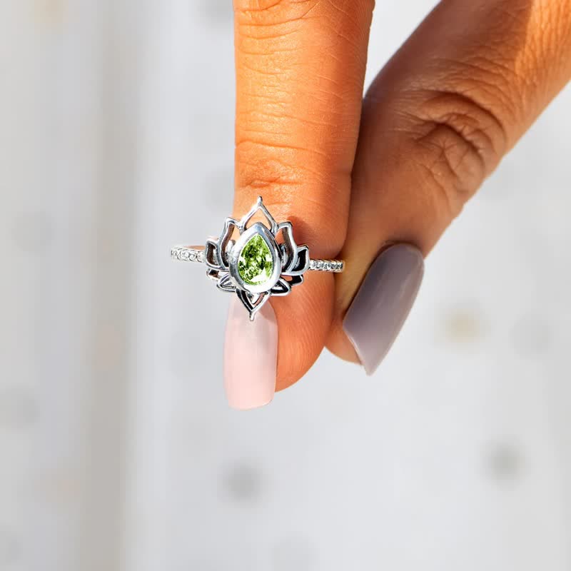 Anillo de protección de bendición de circonita de loto de plata de ley con Buddha Stones