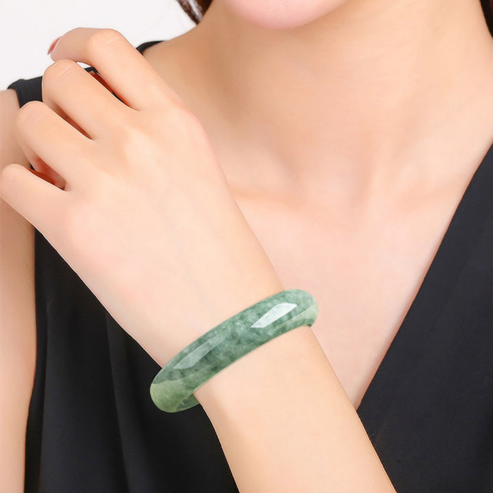 Pulsera de jade natural con Buddha Stones para la suerte y la riqueza
