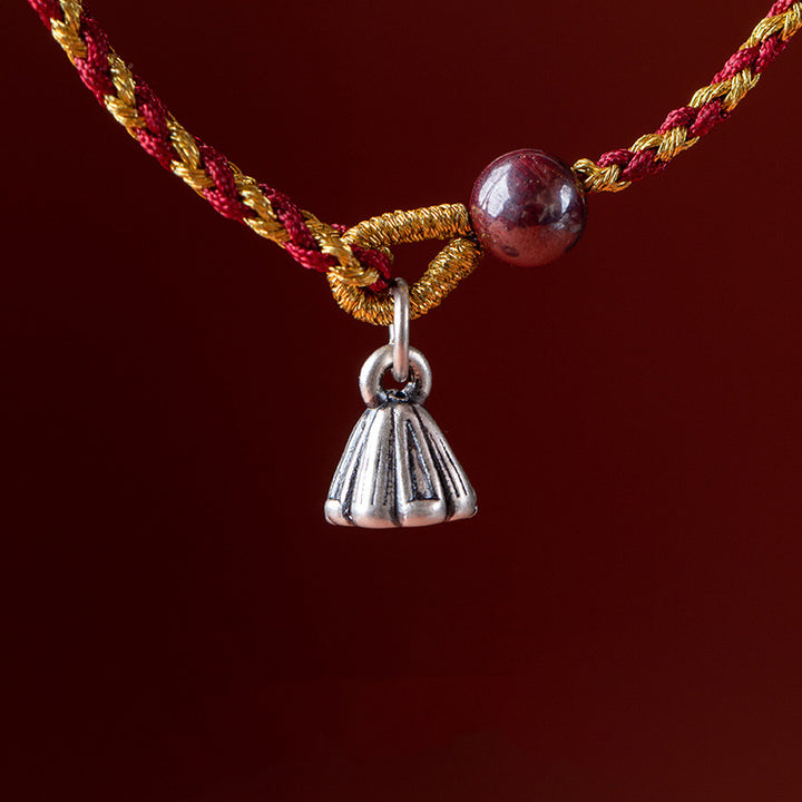Pulsera trenzada con dije de paz y alegría de loto de cuerda de oro rojo hecha a mano con Buddha Stones