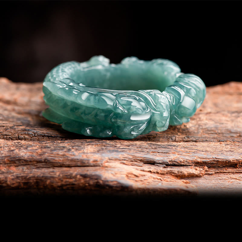 Anillo de éxito con dragón de jade natural de Buddha Stones