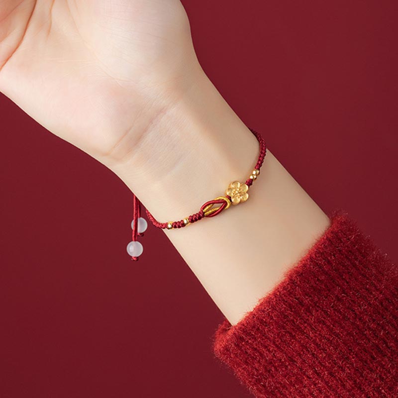 Pulsera de la suerte de calcedonia Sakura con flores de cerezo de plata de ley 925 hecha a mano con Buddha Stones