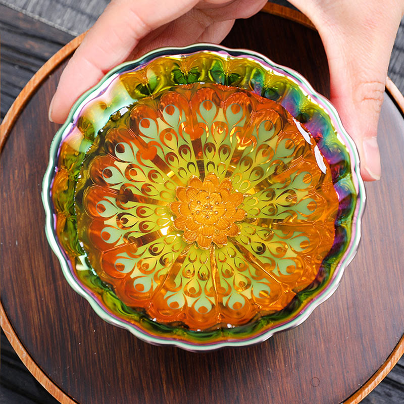 Taza de té de cerámica china Jianzhan colorida con diseño de pavo real vívido con incrustaciones de loto y Buddha Stones , taza de té de kung fu