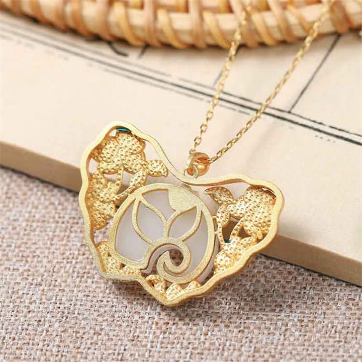 Colgante de cadena de collar de éxito de loto de mariposa de elefante de jade blanco