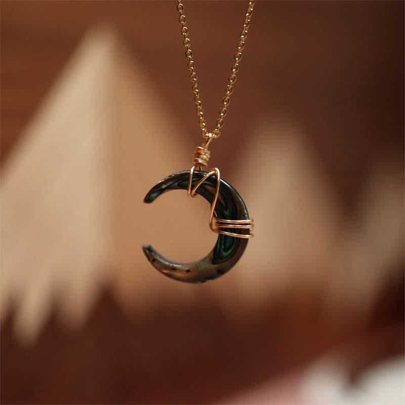 Colgante de collar con bendición de luna creciente, piedra Tridacna Natural de Buddha Stones