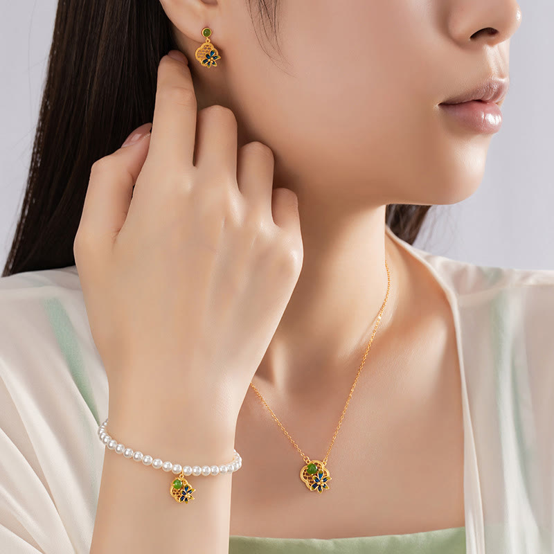 Juego de pendientes y pulsera con colgante de plata de ley 925 con Buddha Stones, flor de trébol de cuatro hojas, perla de Jade cian hetiano, curación
