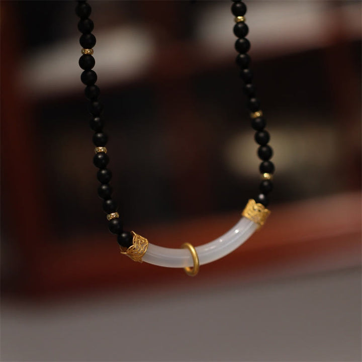 Colgante de collar con cuentas de protección de calcedonia de ónix negro de plata de ley 925