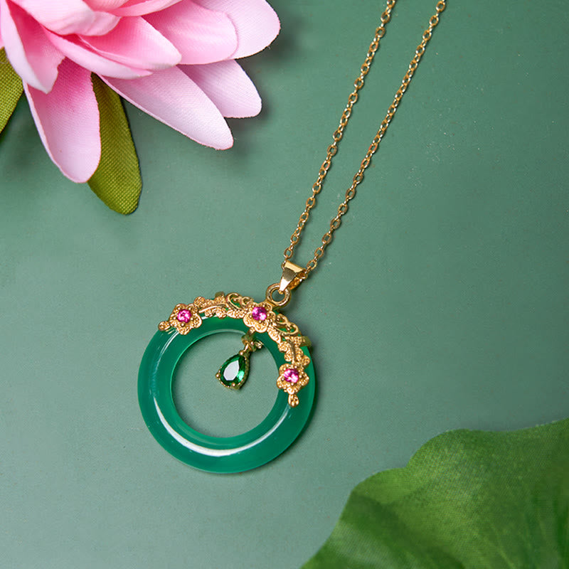 Colgante de collar de fuerza con diseño de hebilla de paz de Calcedonia verde con Buddha Stones