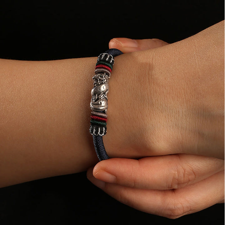 Pulsera de cuerda de la suerte del dragón auspicioso del año del dragón de plata de ley 925 hecha a mano con Buddha Stones