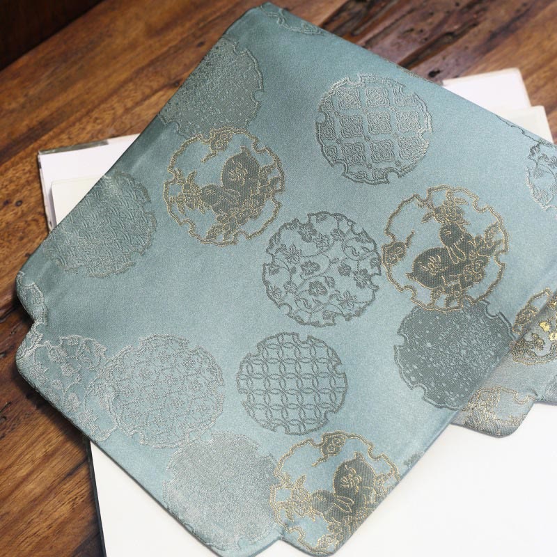 Posavasos para taza de té con diseño de brocado floral elegante