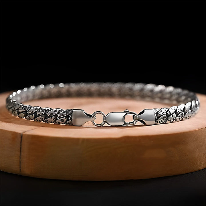 Pulsera con hebilla de suerte de cobre con diseño de textura punteada simple con Buddha Stones