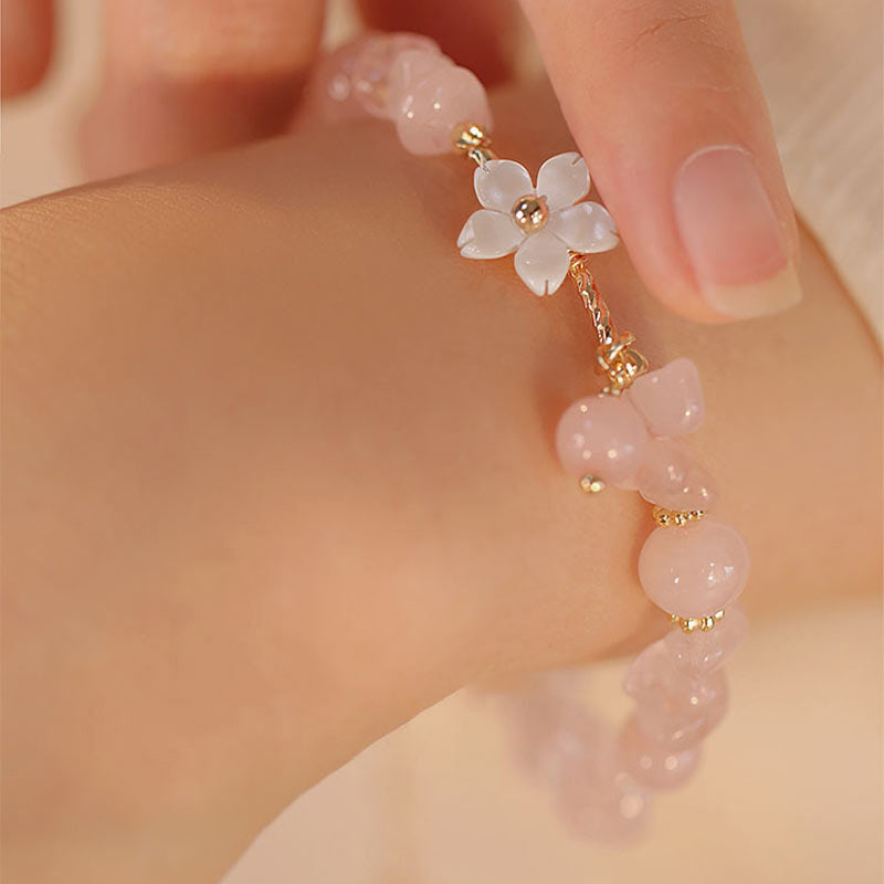 Pulsera de amor con flor de cristal rosa natural chapada en oro de 14 quilates con Buddha Stones