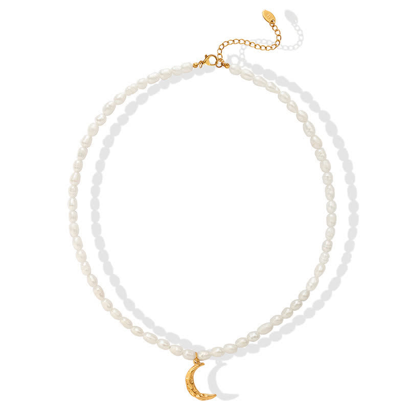 Colgante de collar tranquilo con luna creciente y perlas