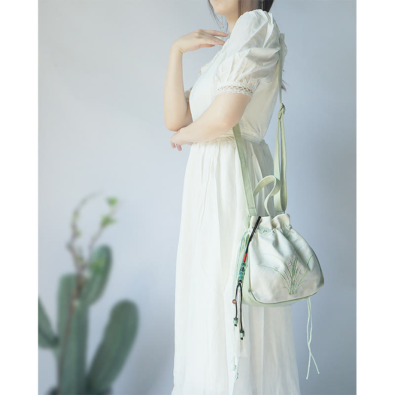 Bolso de hombro de lona con flores bordadas hechas a mano con Buddha Stones - image 2