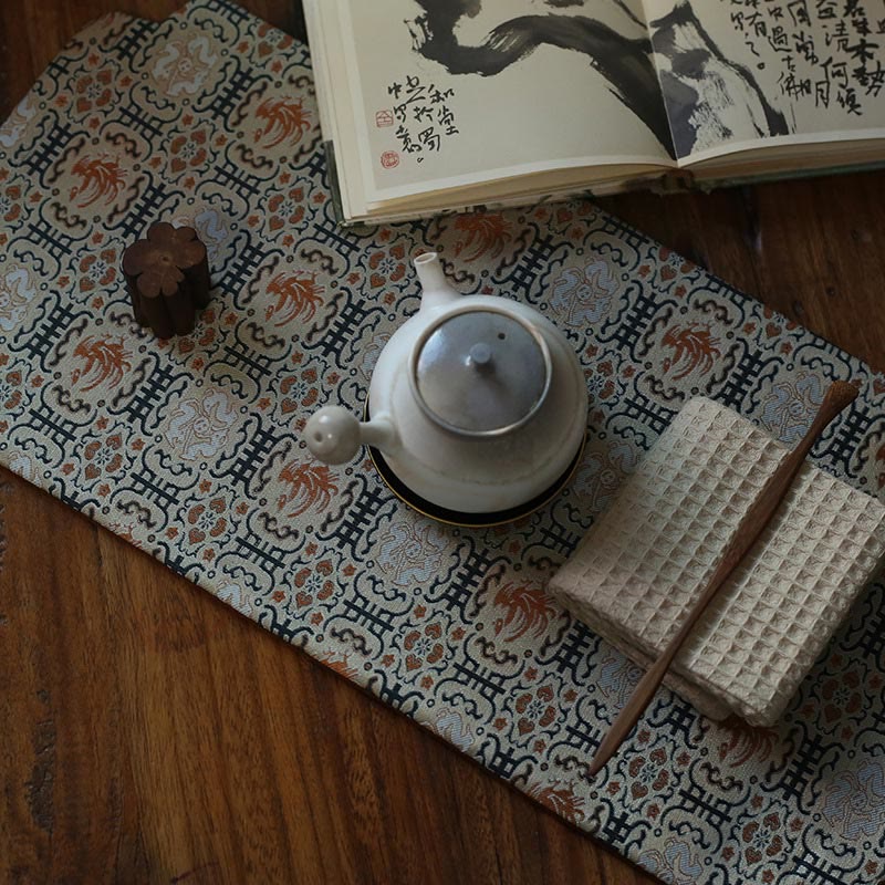 Posavasos para taza de té con diseño de brocado floral elegante