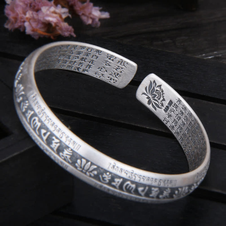 Pulsera de plata de ley 999 con diseño de corazón de Om Mani Padme Hum Sutra Lotus Peace