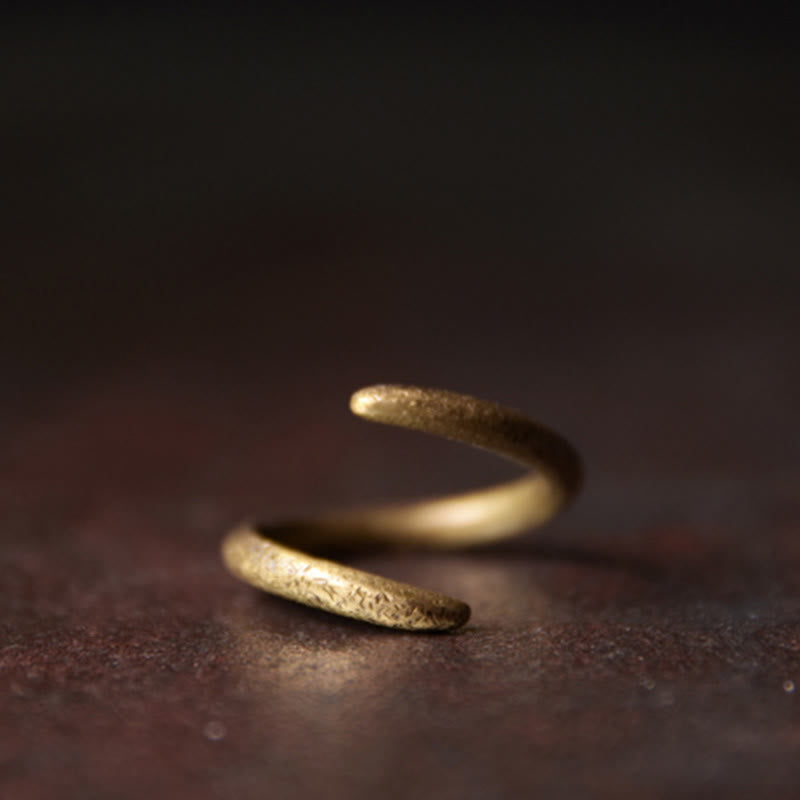 Anillo ajustable de cobre con diseño simple de Buddha Stones