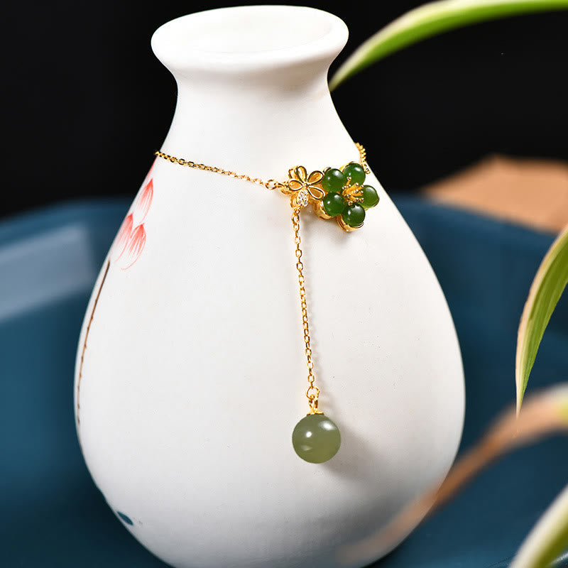 Colgante de collar de la suerte con diseño de flor de ciruelo de jade cian hetiano de plata de ley 925 con Buddha Stones