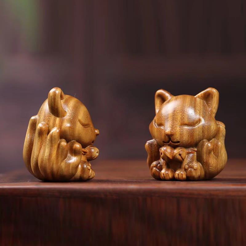 Miniatura de zorro de nueve colas, Buddha Stones, marfil, fruta, sándalo, sándalo verde, decoración bendita