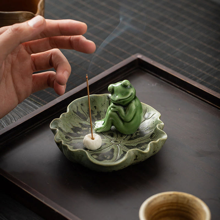 Quemador de incienso de cerámica curativo con patrón de rana para meditación de hojas de Buddha Stones, decoración