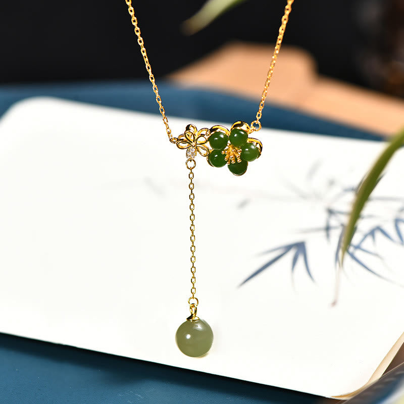 Colgante de collar de la suerte con diseño de flor de ciruelo de jade cian hetiano de plata de ley 925 con Buddha Stones