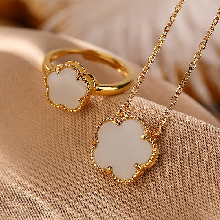Juego de anillos y collar con colgante de flor de jade hetiano natural chapado en plata de ley 925 con Buddha Stones