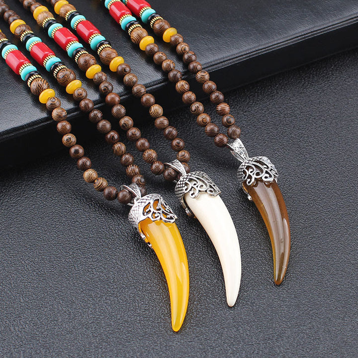 Colgante de collar de meditación de protección estilo cuerno de piedra turquesa de madera de wengué